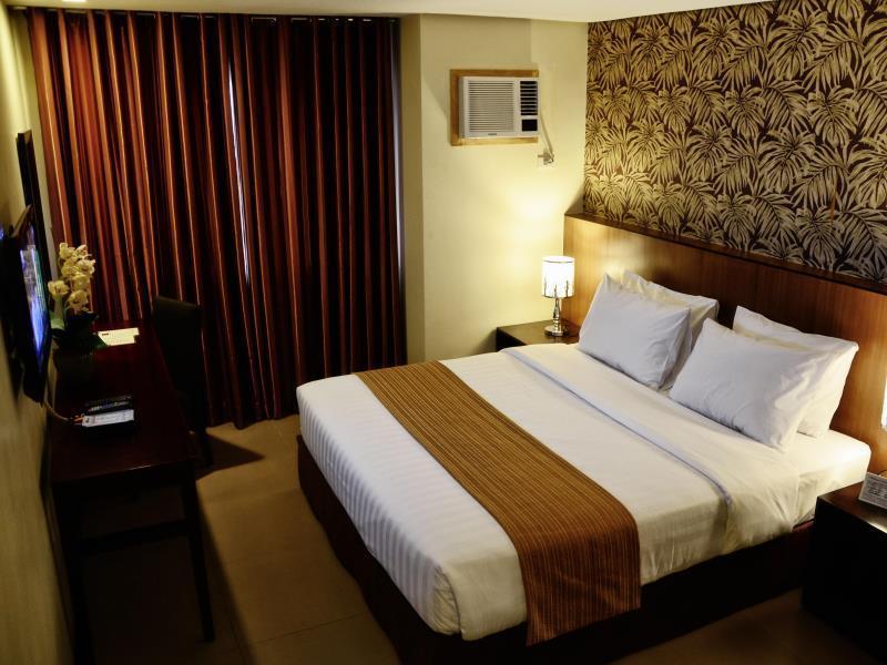 Gt Hotel Bacolod Esterno foto