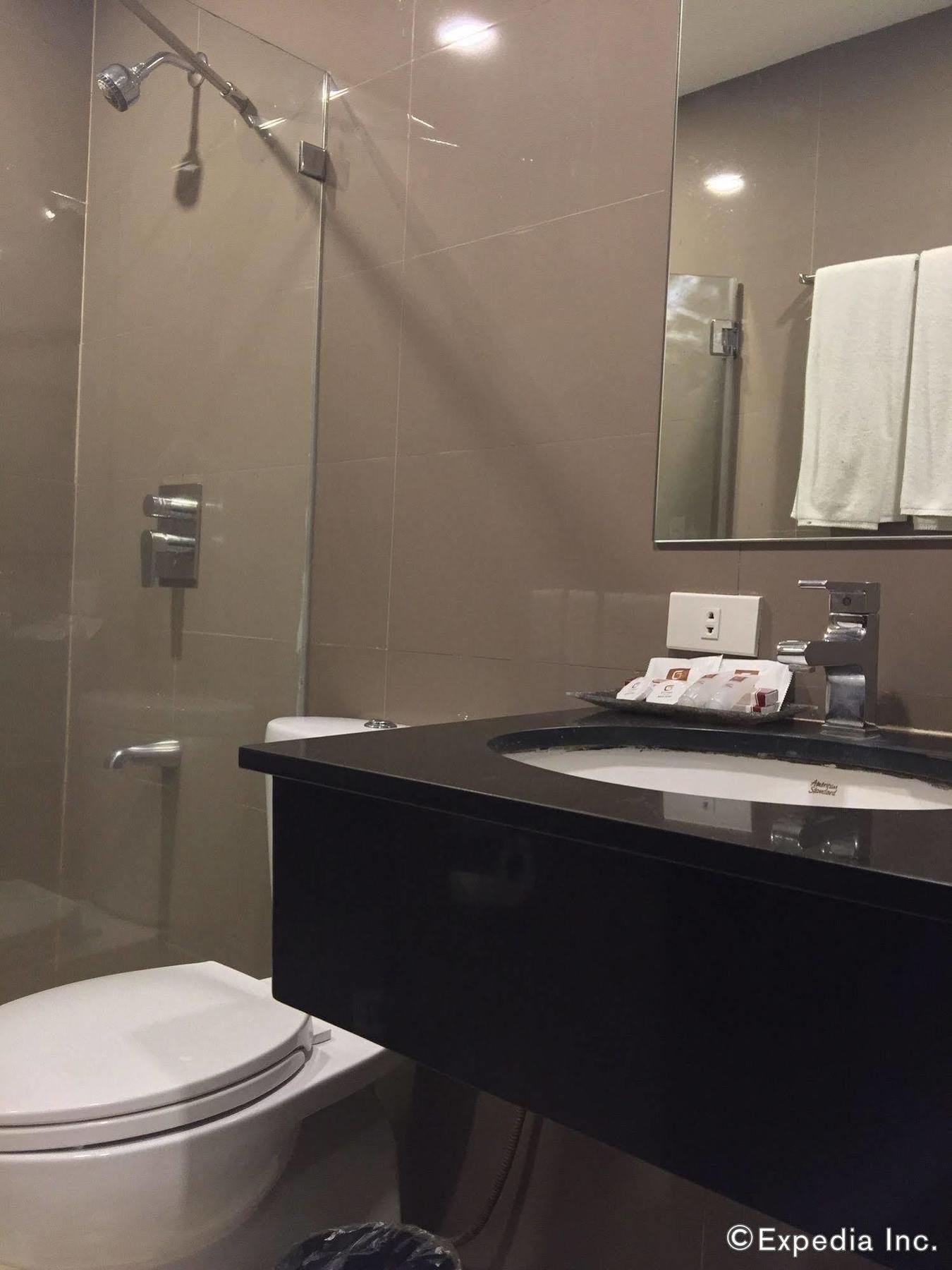 Gt Hotel Bacolod Esterno foto